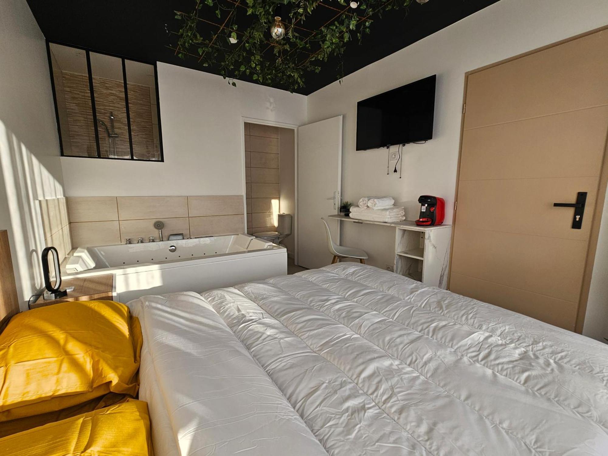 Evasion Balneo Bed & Breakfast *